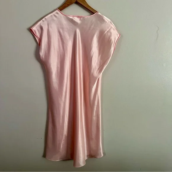 MOVED➡️ @lookmostlikely | Vintage Oscar de la Renta Pink Label Satin Nightgown - Picture 6 of 10